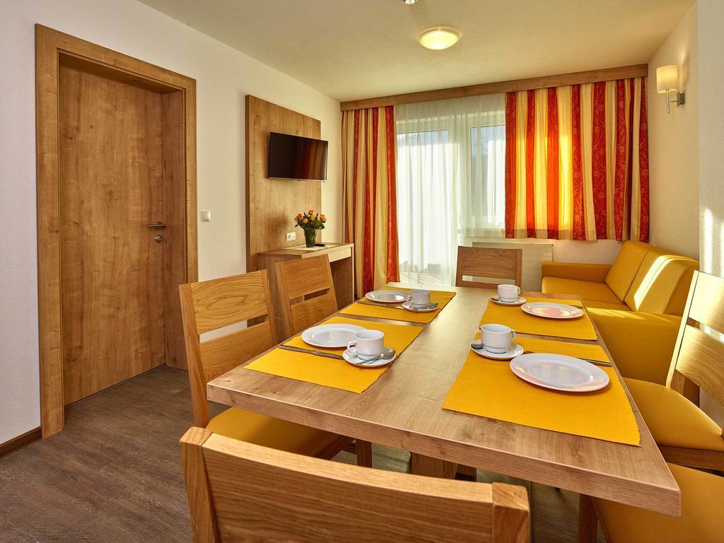 Gaestehaus Bergkristall * Sölden