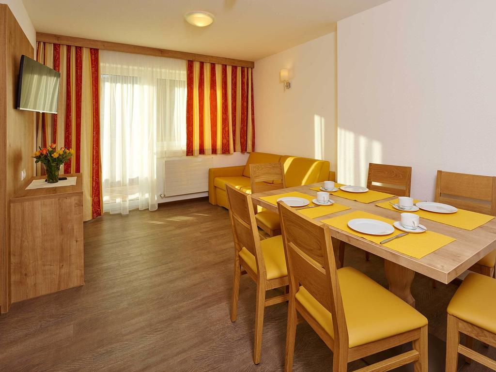 Gaestehaus Bergkristall Apartamento Sölden